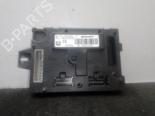 Used Electronic module DACIA DUSTER (HS_) 1.5 dCi (HSMC) (107 hp) 30143363
