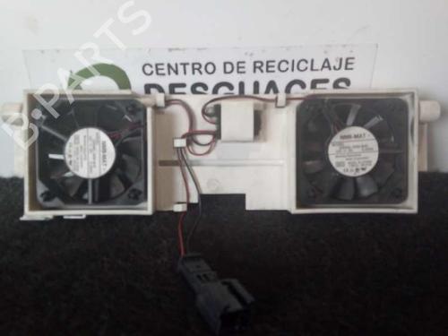 Køleventilator elektrisk PEUGEOT 407 (6D_) 2.0 HDi 135 (6DRHRH, 6DRHRE, 6DRHRG, 6DRHRJ) (136 hp) 5743656