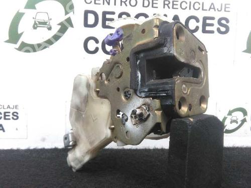Used Rear left lock NISSAN X-TRAIL I (T30) 2.2 DCi (114 hp) 5693137