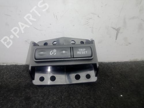 Elektronisk modul NISSAN QASHQAI II (J11, J11_) 1.5 dCi (110 hp) 29351012