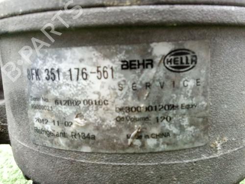 AC compressor BMW X3 (E83) 2.5 i | BP36702469M34 - Image 2