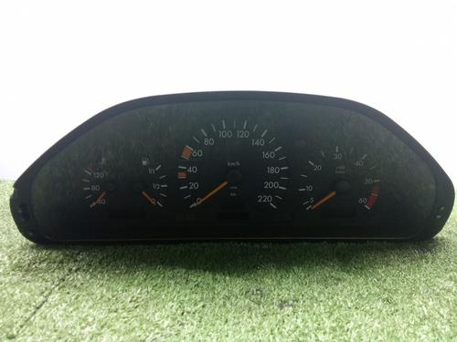 Used Instrument cluster Instrument cluster MERCEDES-BENZ C-CLASS (W202) C 220 D (202.121) (95 hp) 35952680 35952680