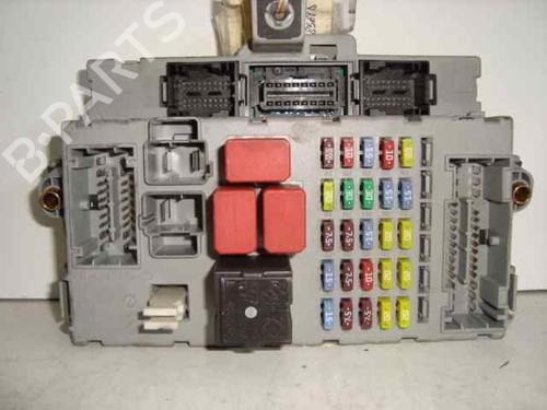 Fuse box FIAT CROMA (194_)  | BP5738384E1 