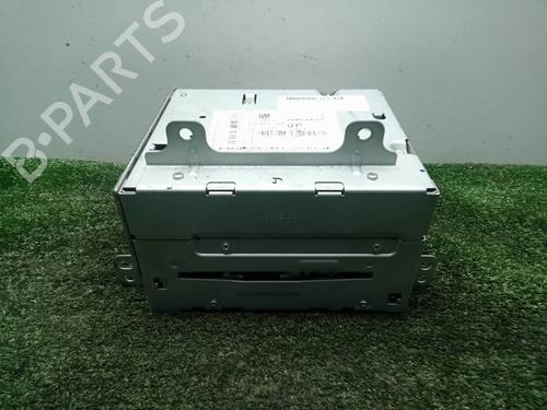 Used Radio CHEVROLET CRUZE Hatchback (J305) 1.6 (124 hp) 28819136