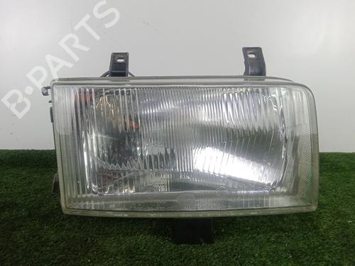 Used Right headlight VW TRANSPORTER T4 Van (70A, 70H, 7DA, 7DH) 1.9 TD (68 hp) 32138371
