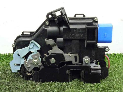 Front left lock VW TOUAREG (7LA, 7L6, 7L7) 2.5 R5 TDI | BP9223843C98 