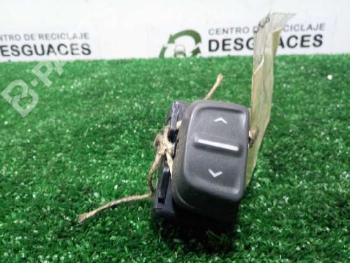 Used Left front window switch Left front window switch DACIA SANDERO II TCe 90 (B8M1, B8MA, B8AC) (90 hp) 10364951 10364951