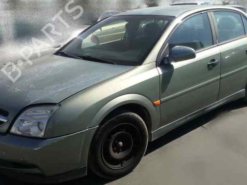 Fuse box OPEL VECTRA C (Z02)  | BP5745241E1 