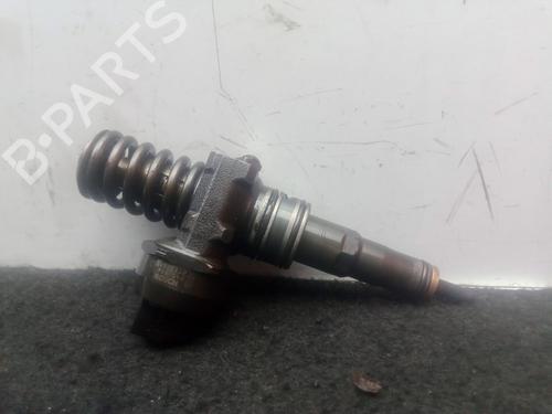 Used Injector VW CADDY III Box Body/MPV (2KA, 2KH, 2CA, 2CH) 1.9 TDI (105 hp) 24429373