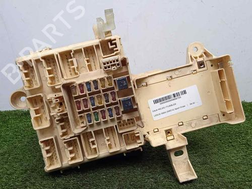 Used Fuse box LEXUS IS SportCross (_E1_) 200 (GXE10_, GXE10R) (155 hp) 21209956
