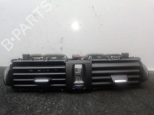 Used Air vent BMW 4 Convertible (F33, F83) 420 d (190 hp) 31644162