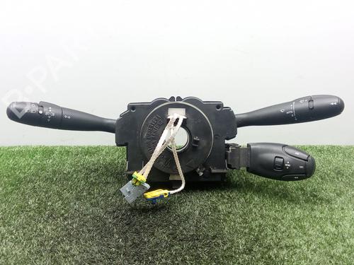 Comutador luzes CITROËN C5 I (DC_) 2.0 HDi (DCRHZB, DCRHZE) (109 hp) 31754636