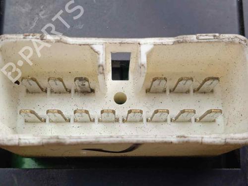 Left front window switch HYUNDAI TRAJET (FO) 2.0 | BP5704246I27 