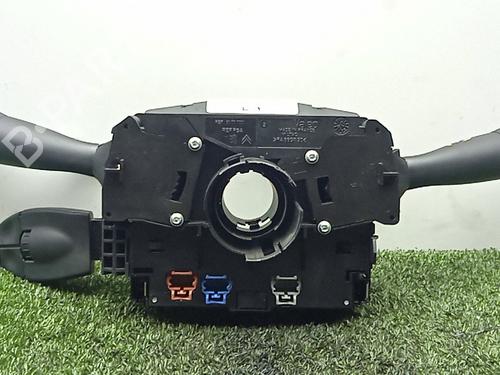 Headlight switch PEUGEOT 407 (6D_) 2.0 HDi 135 (6DRHRH, 6DRHRE, 6DRHRG, 6DRHRJ) | BP29335680I24 