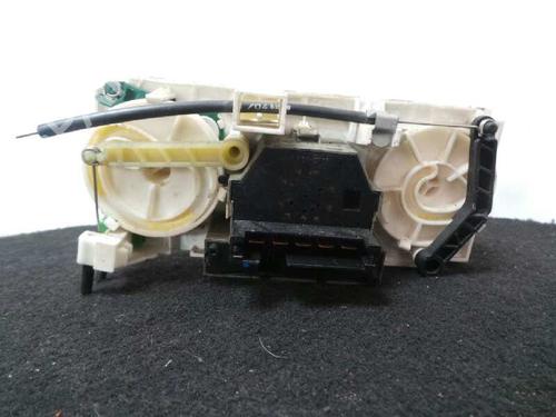 Climate control OPEL ZAFIRA A MPV (T98) 2.0 DTI 16V (F75) | BP5693517I5 
