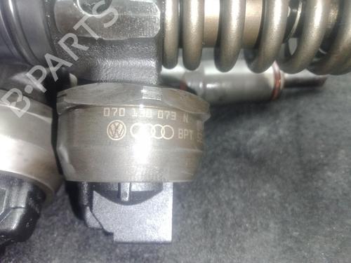 Injecteur VW TOUAREG (7LA, 7L6, 7L7) 2.5 R5 TDI | BP29607947M100 