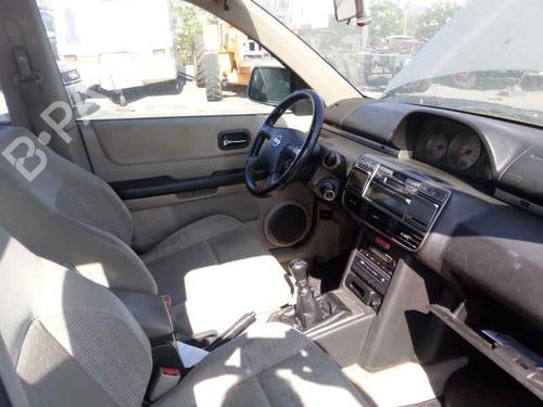Fuse box NISSAN X-TRAIL I (T30)  | BP6421587E1 