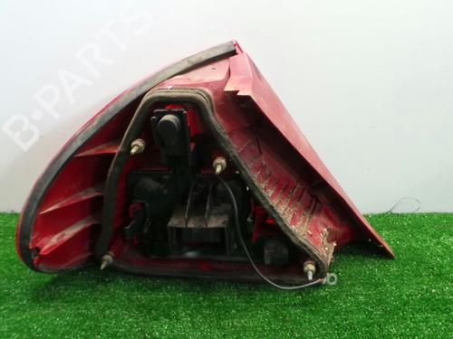 Right taillight FORD MONDEO II (BAP) 1.8 TD | BP8192478C35 