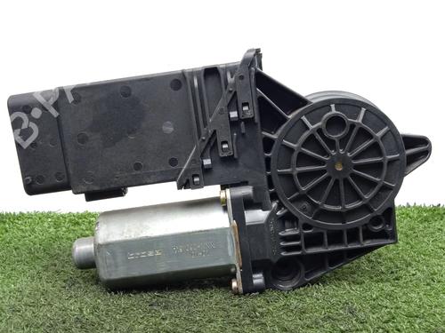 Used Left front window motor VW PASSAT B5.5 (3B3) 1.9 TDI (101 hp) 31800706