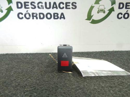 Comutador / Botão 4 piscas SKODA OCTAVIA I (1U2) 1.6 (75 hp)null