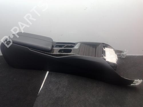 Armlehne für Armlehne BMW 5 (G30, F90) 520 d (190 hp) 34461440 34461440