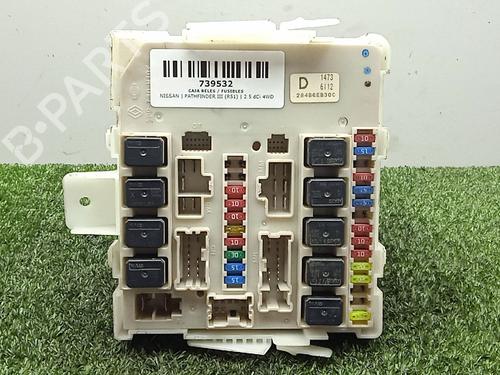 Used Fuse box NISSAN PATHFINDER III (R51) 2.5 dCi 4WD (171 hp) 29284424