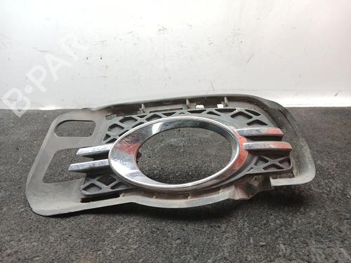 Used Grille Grille MERCEDES-BENZ C-CLASS (W204) C 220 CDI (204.008) (170 hp) 40020387 40020387