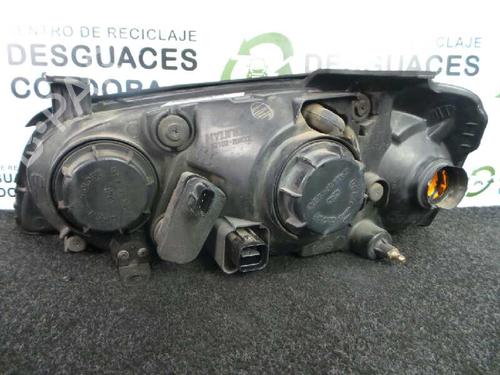 Right headlight HYUNDAI ELANTRA III (XD) 2.0 CRDi | BP5734006C29 