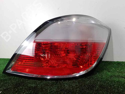 Used Right taillight OPEL ASTRA H (A04) 1.7 CDTI (L48) (100 hp) 19542290