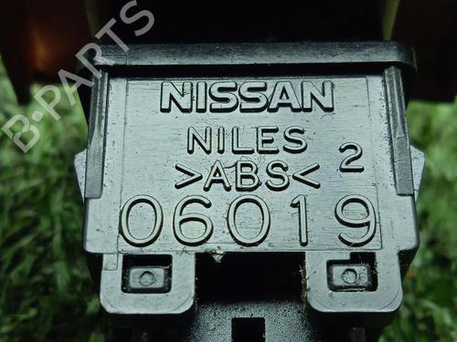 Advarselskontakt NISSAN CABSTAR (F24M, F24W) 28.11 DCI, 32.11 DCI, 35.11 DCI 2.5 (F24M) | BP30902836I22