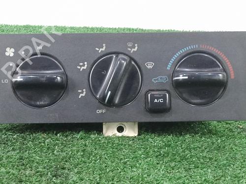 AC-Styringsenhed/Manøvreenhed JEEP GRAND CHEROKEE I (ZJ, ZG) 2.5 TD 4x4 (Z) (115 hp) 31971423