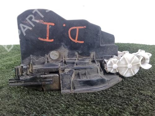 Używane Zamek drzwi przednich lewych Zamek drzwi przednich lewych BMW X6 (E71, E72) xDrive 30 d (245 hp) 33843458 33843458