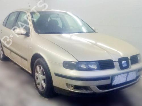 Brugte SEAT LEON (1M1) 1.9 TDI (110 hp) 4422612