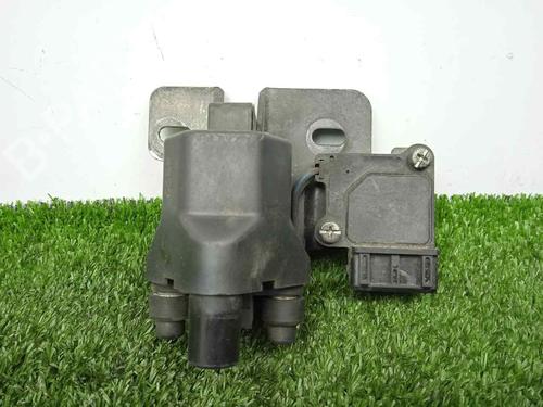 Used Ignition coil AUDI 80 B3 Saloon (893, 894, 8A2) 2.0 E 16V (137 hp) 22597726