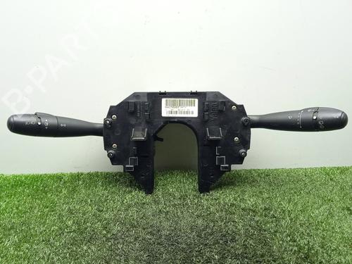 Comutador luzes CITROËN C4 I (LC_) 1.4 16V (88 hp) 31754629