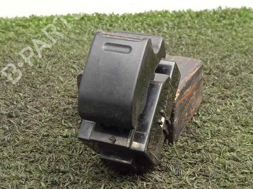 Used Right front window switch TOYOTA AVENSIS (_T22_) [1997-2003]  22182033