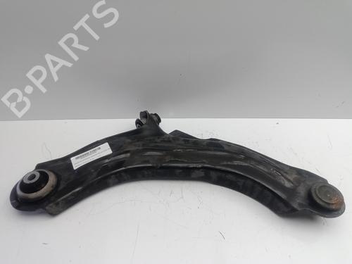 Used Left front suspension arm RENAULT CLIO IV (BH_) [2012-2021]  16685311