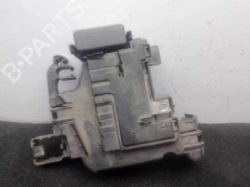 Used Fuse box SEAT IBIZA IV (6J5, 6P1) 1.4 (85 hp) 29138321