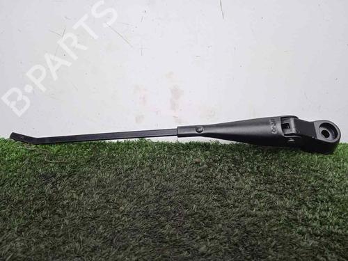 Used Front windshield wiper arm LAND ROVER 88/109 MK III Closed Off-Road Vehicle [1971-1986]  12214979