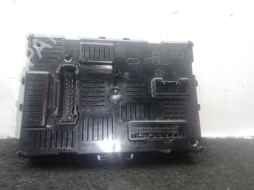 Used Electronic module RENAULT CLIO III Grandtour (KR0/1_) 1.2 16V (KR0P) (101 hp) 24671693