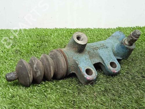 Used Clutch slave cylinder TOYOTA LAND CRUISER PRADO (_J15_) 3.0 D-4D (KDJ150_, KDJ150, KDJ155) (173 hp) 15247962