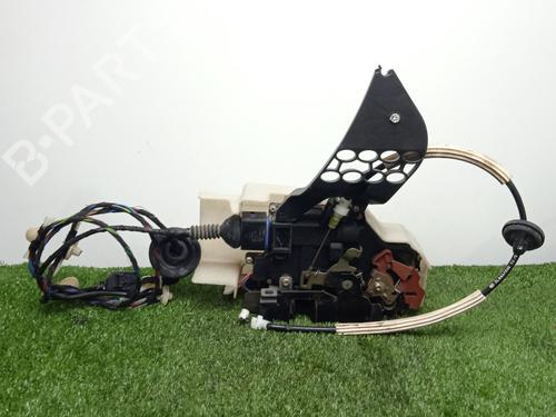 Front right lock VW TOUAREG (7LA, 7L6, 7L7) 2.5 R5 TDI | BP26906823C97 
