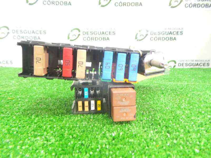 Boîte à Fusibles RENAULT KANGOO / GRAND KANGOO II (KW0/1_) 1.5 dCi 75