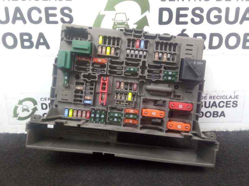 Sicherungskasten BMW 1 (E87) 120 d 61149119446 - 9119446 ...