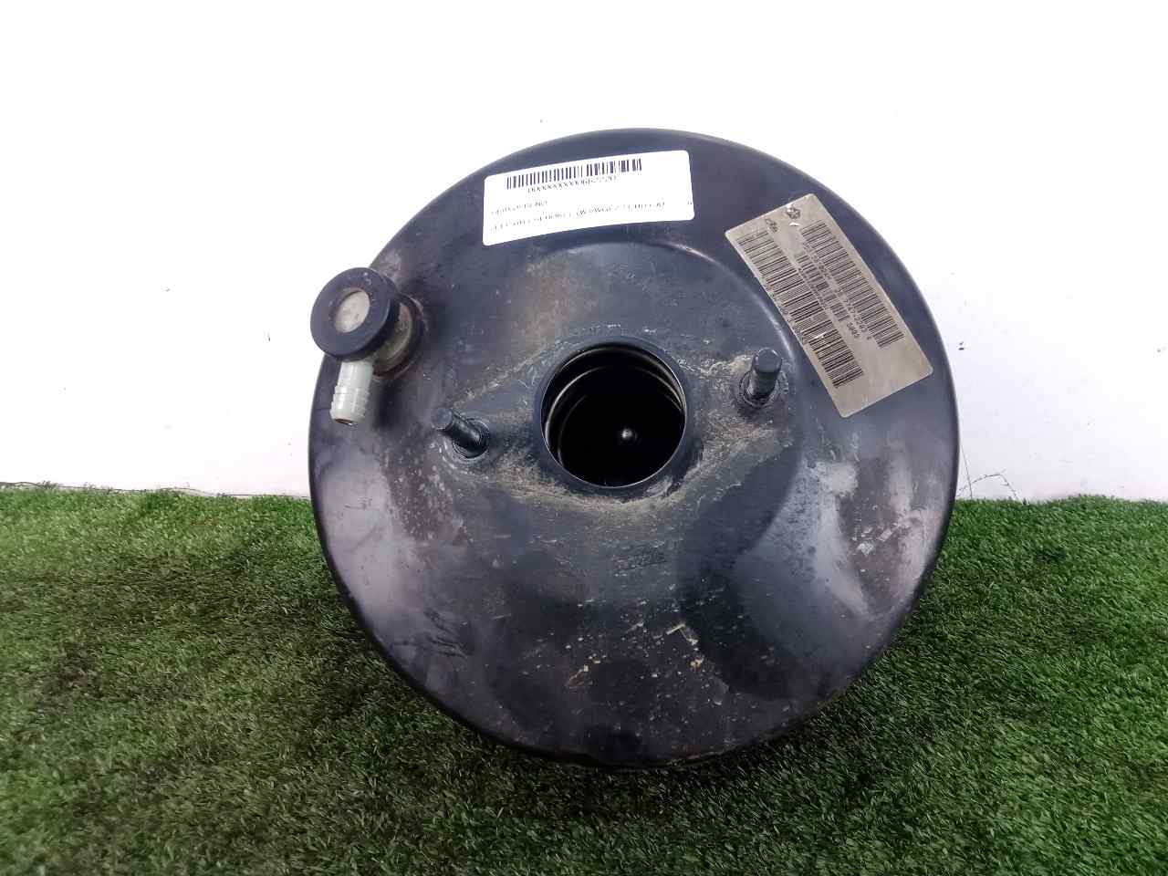 Servo brake JEEP GRAND CHEROKEE II (WJ, WG) 2.7 CRD 4x4 15618153 BParts