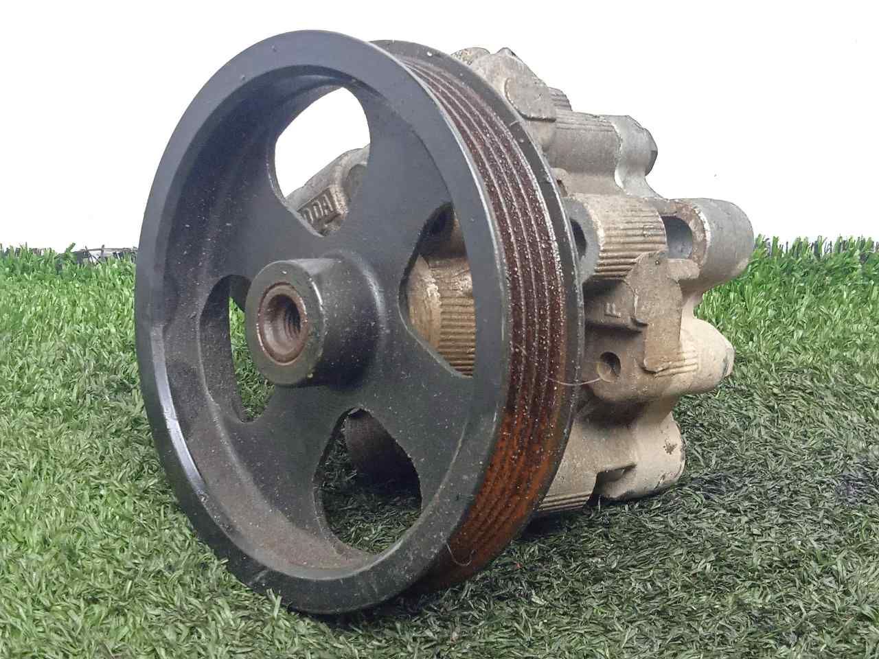 Steering pump TOYOTA RAV 4 II (_A2_) 2.0 D 4WD (CLA20_, CLA21