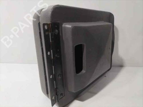 Armrest / Center console LAND ROVER DISCOVERY II (L318) 2.5 Td5 4x4 | BP17133103I20 