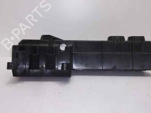 Fuse box BMW 5 (E60) 530 i | BP6135913E1 