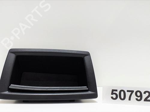 Boîte à gants BMW 3 Touring (F31) 318 d (150 hp) 51169212487