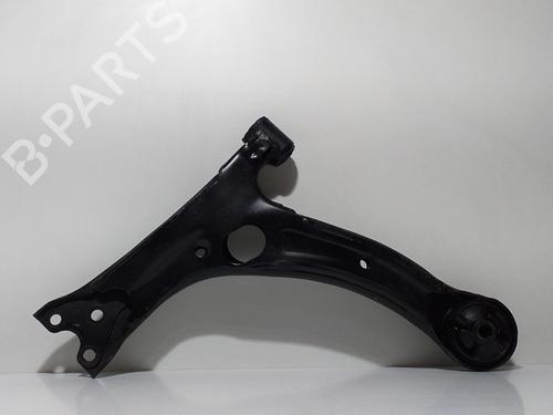 Right front suspension arm TOYOTA COROLLA Verso (ZER_, ZZE12_, R1_) 2.2 D-4D (AUR10_, AUR10R) | BP9665376M13 